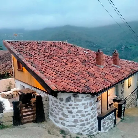 El Calexon De Quiros Prázdninový dům